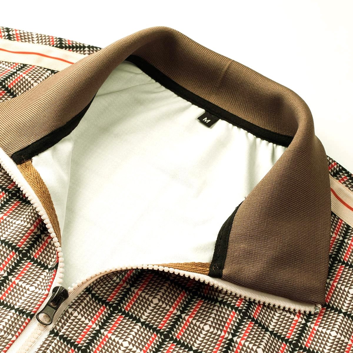 Plain Tracksuit Wholesale Manufacturing – USA/UK Plain Tracksuit Wholesale Manufacturing – USA/UK